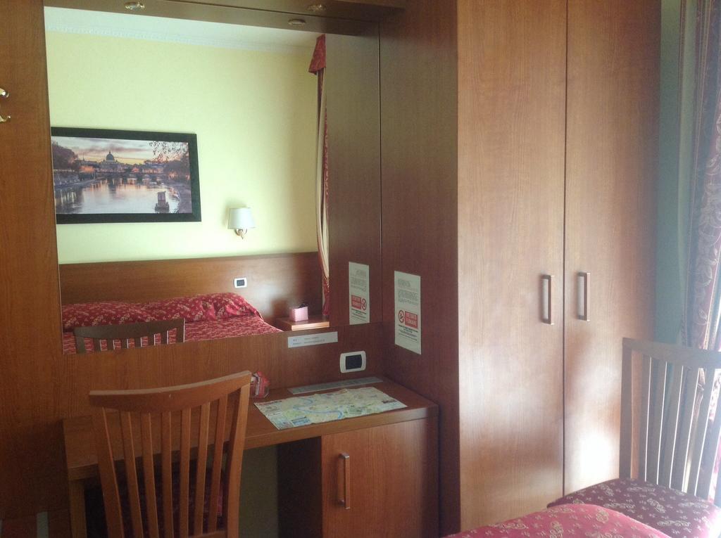 Residenza Fermi Hotell Roma Eksteriør bilde