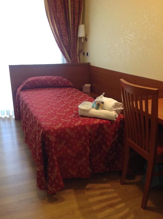 Residenza Fermi Hotell Roma Eksteriør bilde